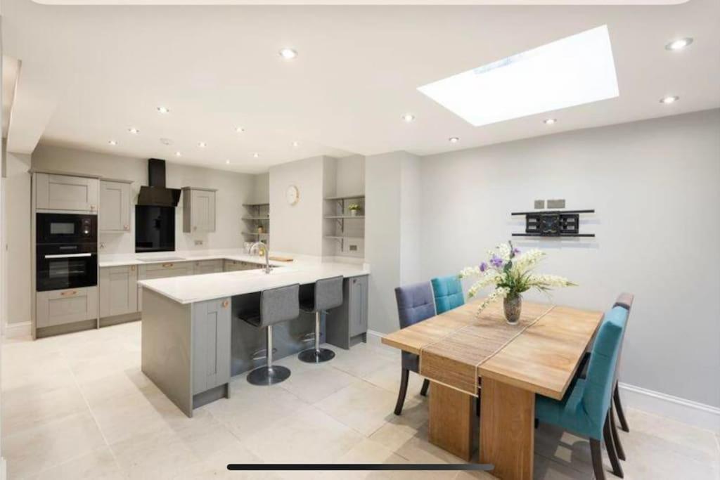 Three Storey Clifton Town House บริสตอล ภายนอก รูปภาพ