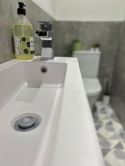 Three Storey Clifton Town House บริสตอล ภายนอก รูปภาพ