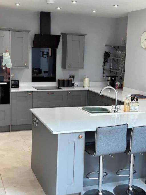 Three Storey Clifton Town House บริสตอล ภายนอก รูปภาพ